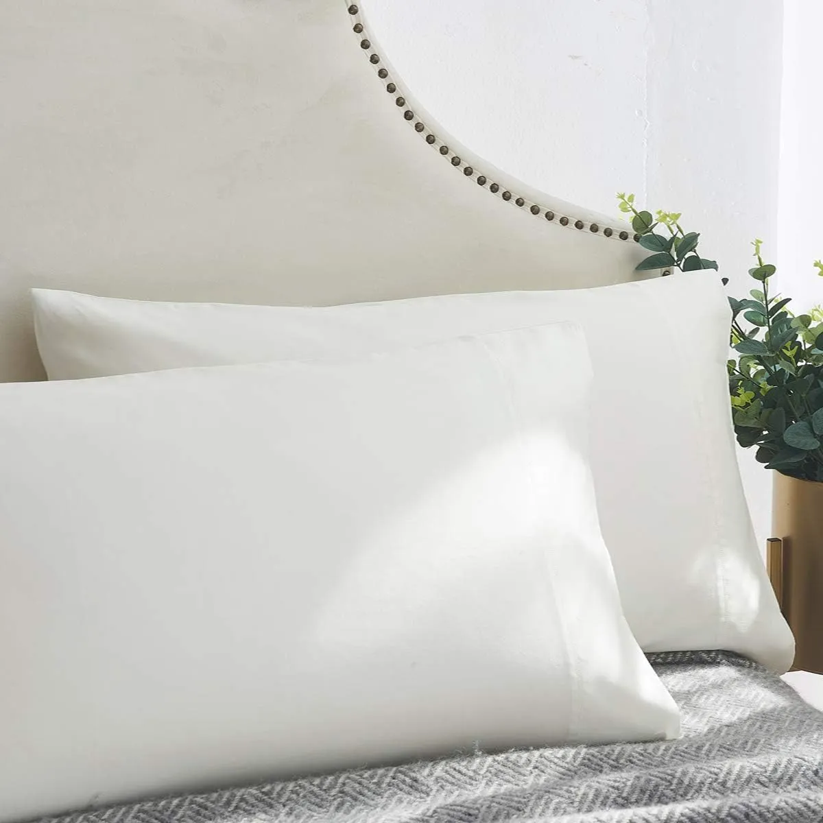 100% Supima Cotton 600 Thread Count King Pillowcase Set of 2, Luxury Hotel Pillow Cases,Soft & Silky Sateen Weave, Premium Quality King Pillowcase 2 Pieces (Ivory, King)