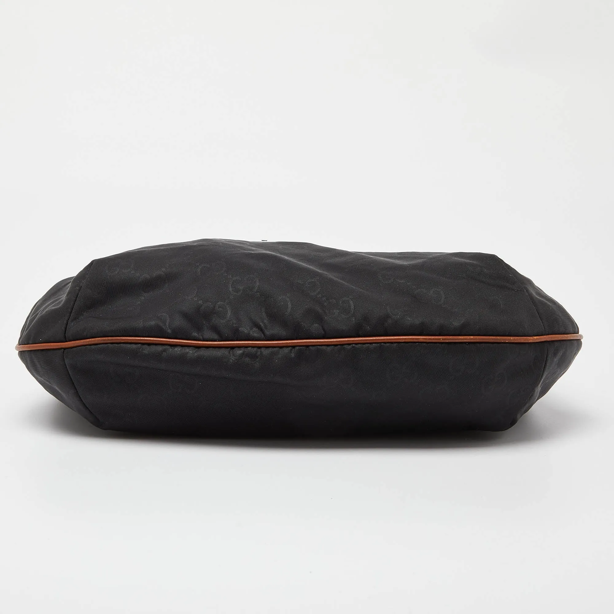 All-in-one solution /tan And Navy Gg Gucci Hobo Nylon Big savings event Leather