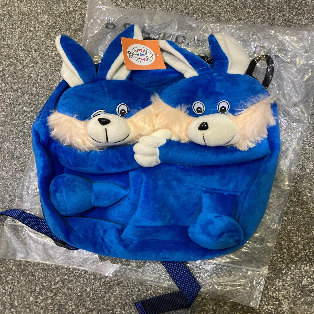 AM0570 teddy Velvet Kids School/Nursery/Picnic/Carry/Travelling Bag  mix - 2 to 5 Age
