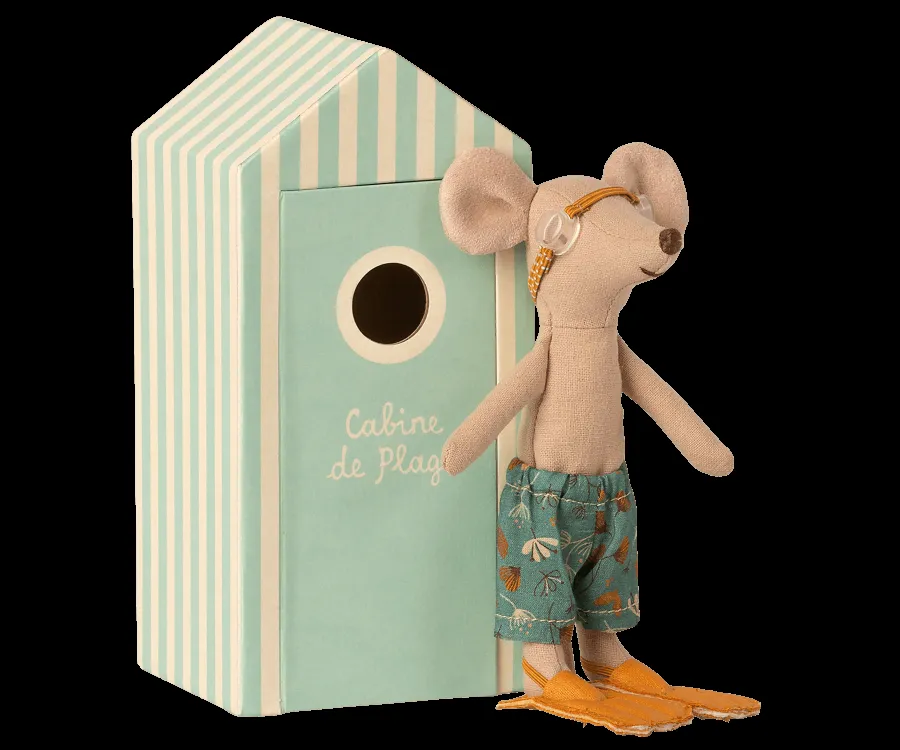 Beach mice, Big brother in Cabin de Plage