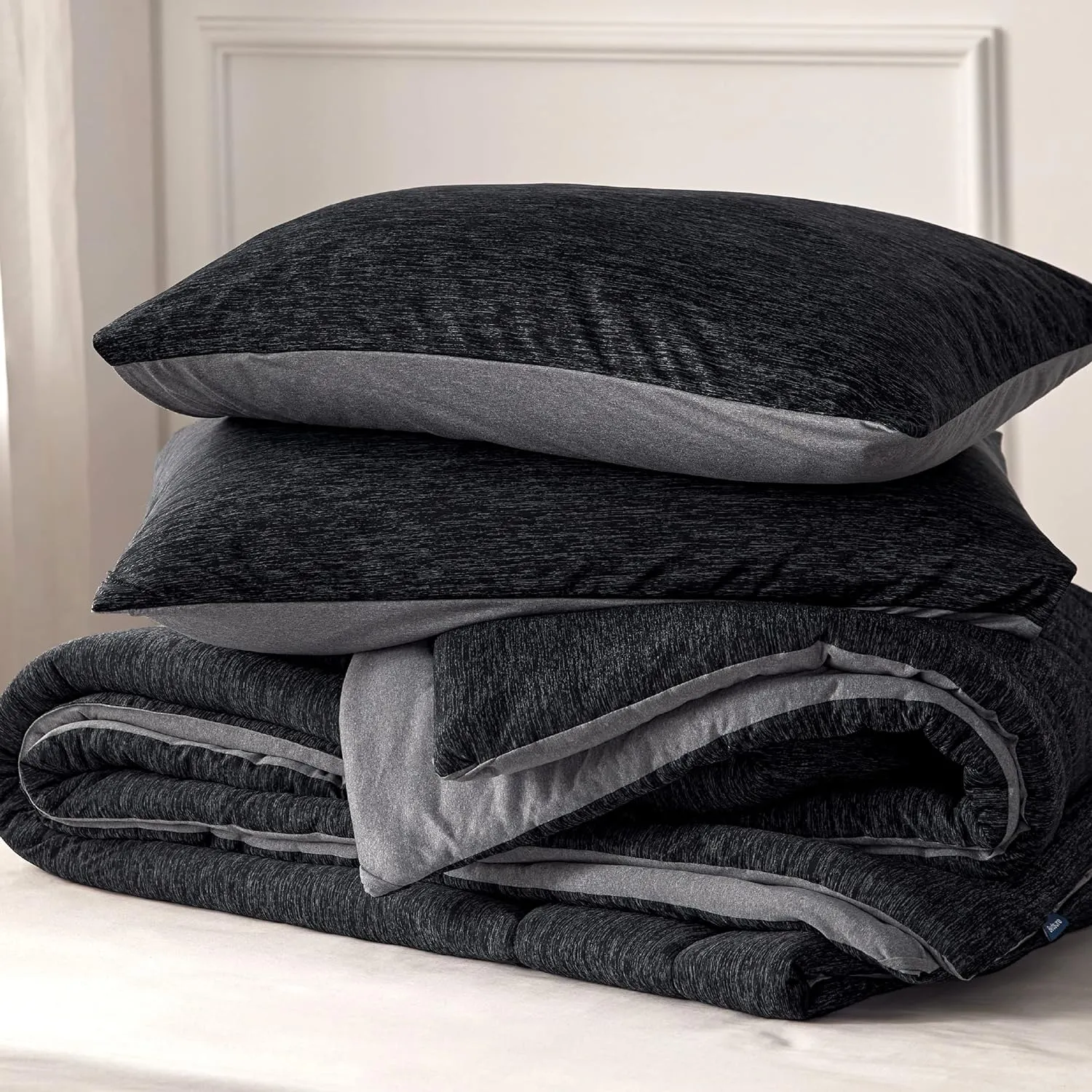 Bedsure California King Comforter Set - Cooling and Warm Bed Set, Charcoal Black Reversible Bedding for All Season, 3 Pieces, 1 California King Size Comforter (104"x96") and 2 Pillow Cases (20"x36")