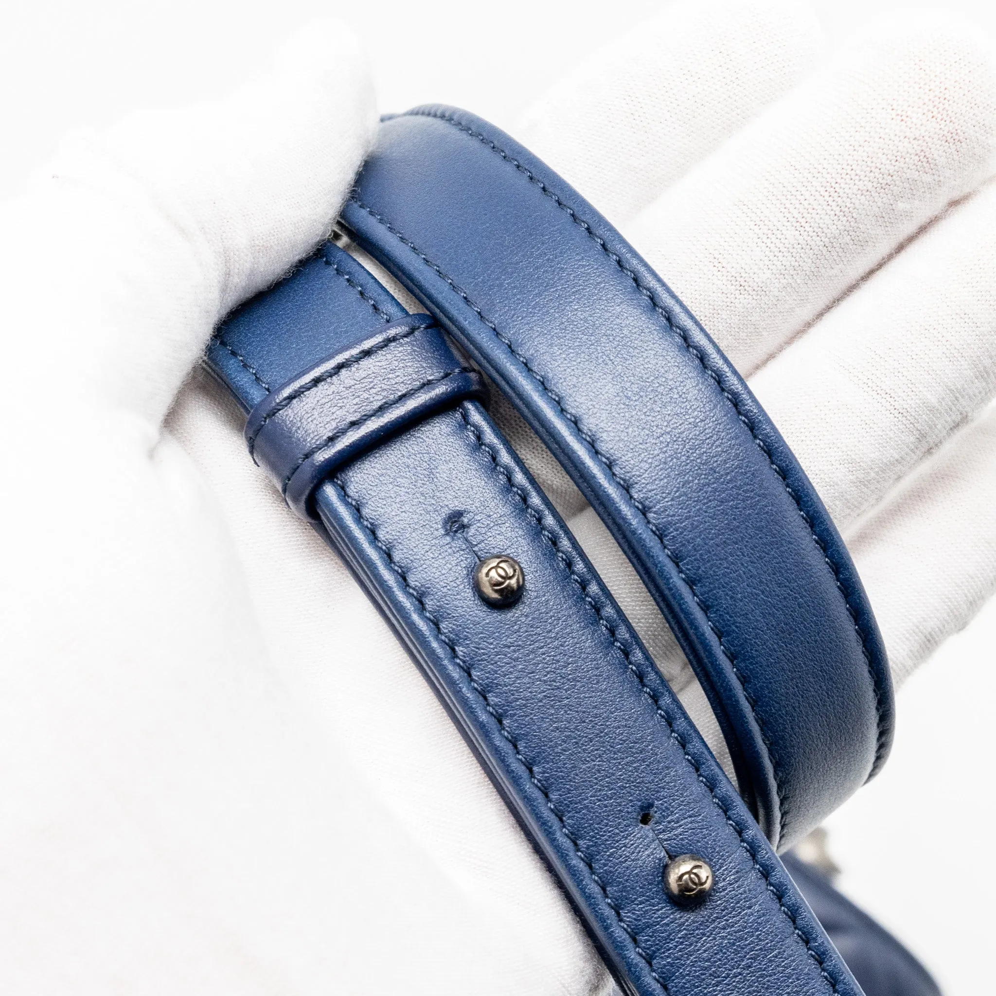 blue bag Flap 20C Ruthenium hardware mini Rapid support trunk Navy Chanel Early-bird price Calfskin