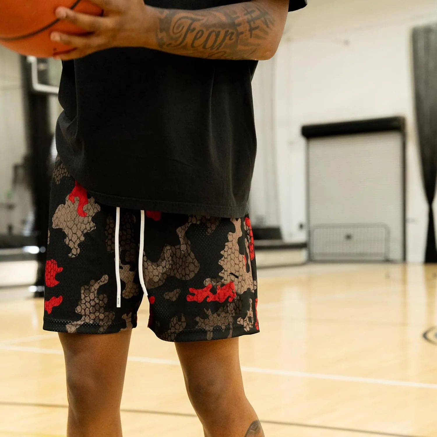 BOOMLEMON Mens Mesh Graphic Print Shorts Summer Basketball Running Shorts Retro Casual Cool Streetwear Short Pants