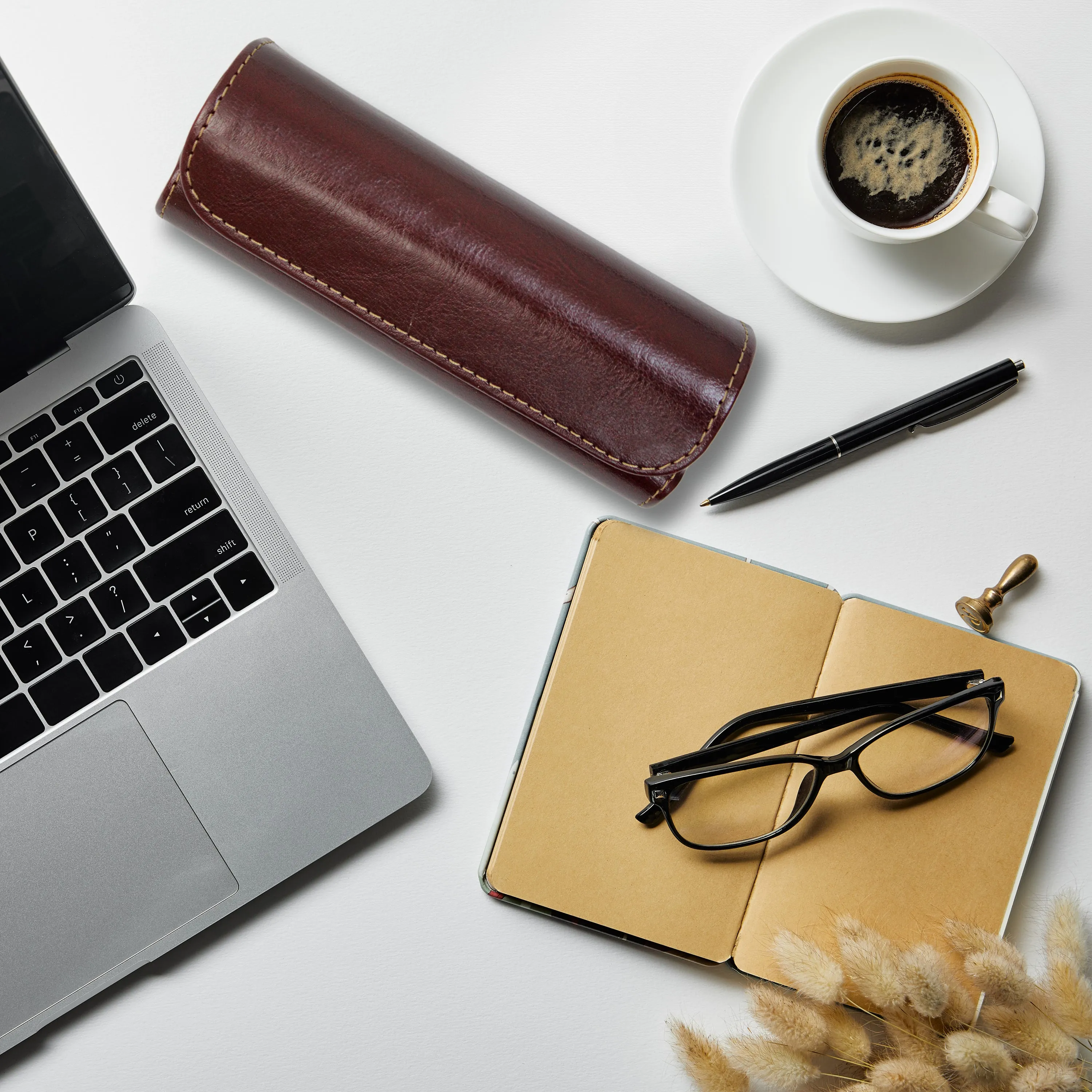 Burgundy Hard Reading Glasses Case with Soft Felt Lining