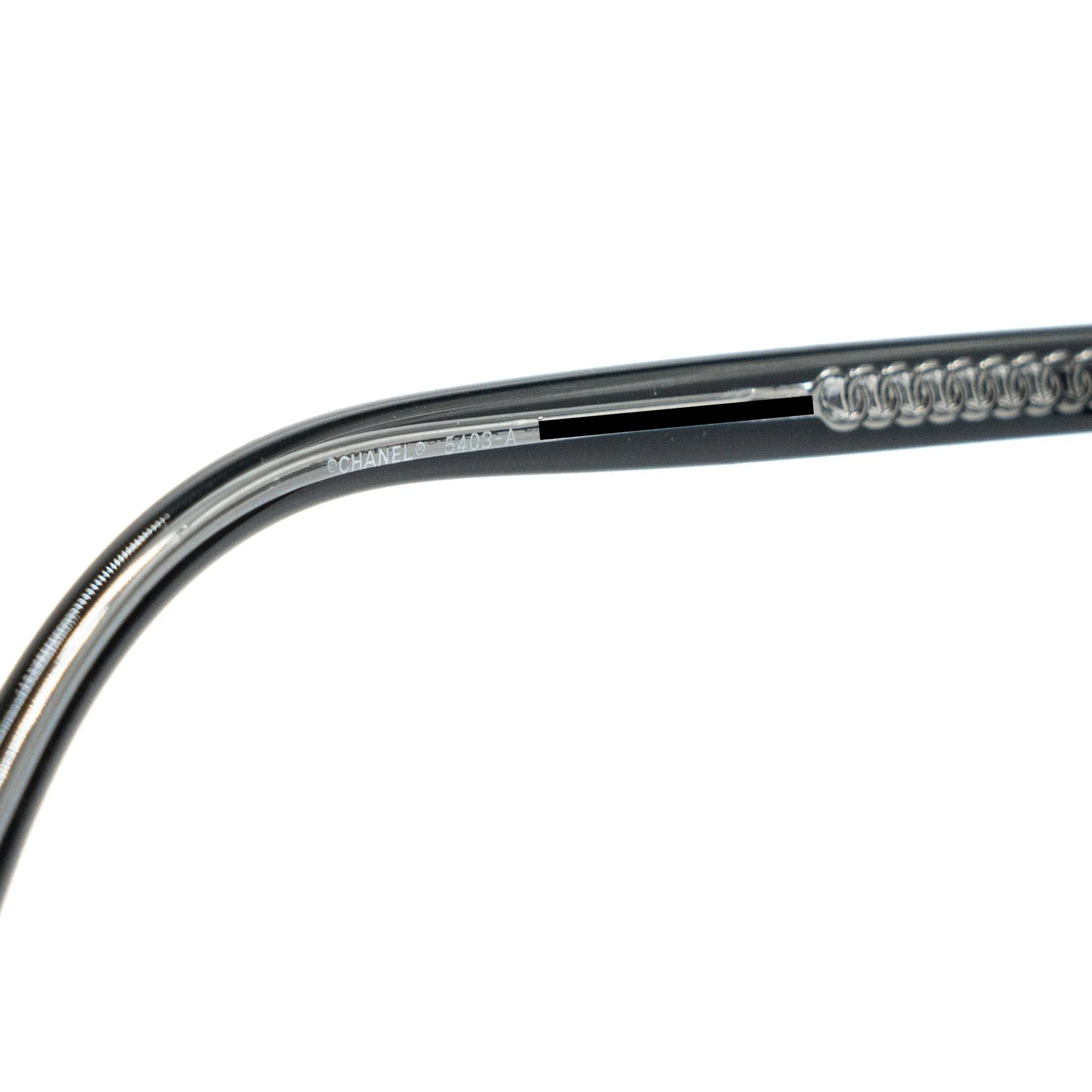 Chanel Easy-to-install Chic Silver Chain Black Decoration with Sunglasses