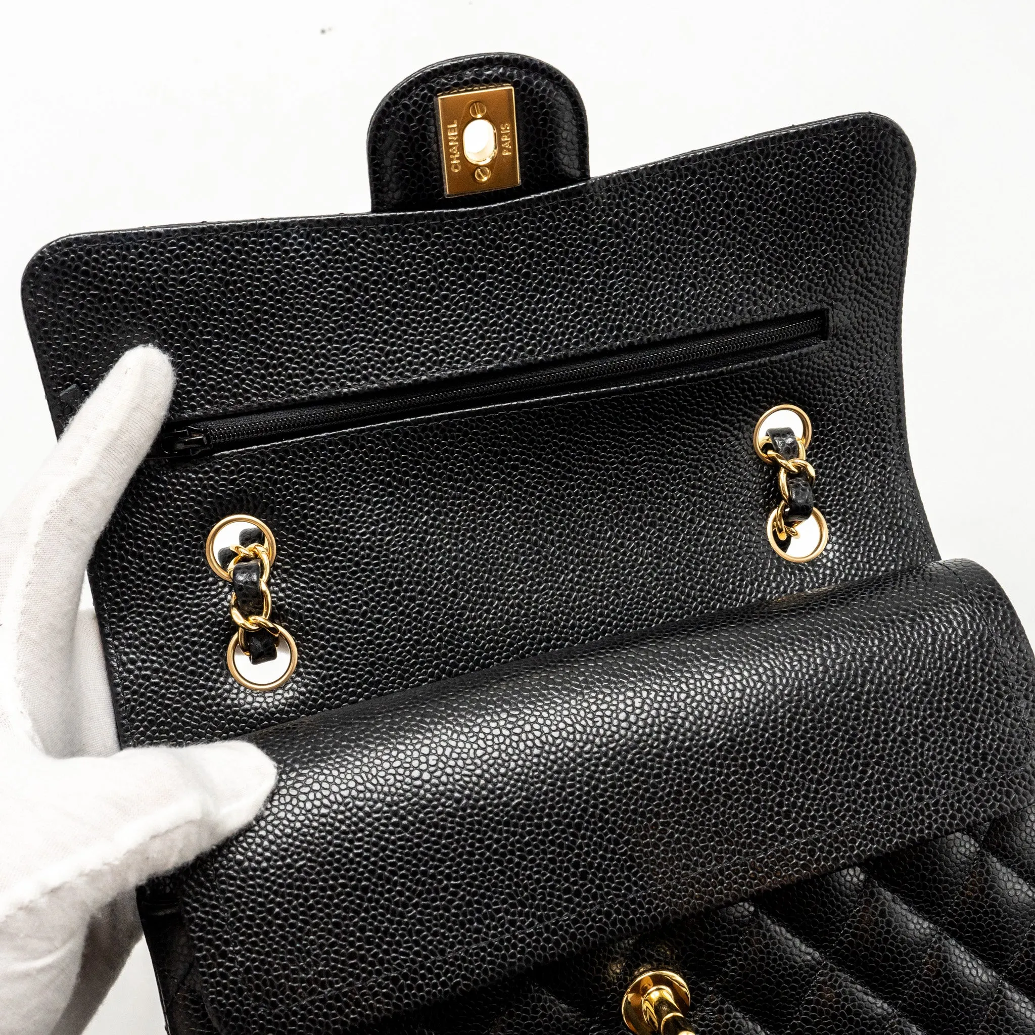 Chanel Flap Caviar Classic Black Fast international shipping Bag Double Wholesale deals  Small (Microchip)