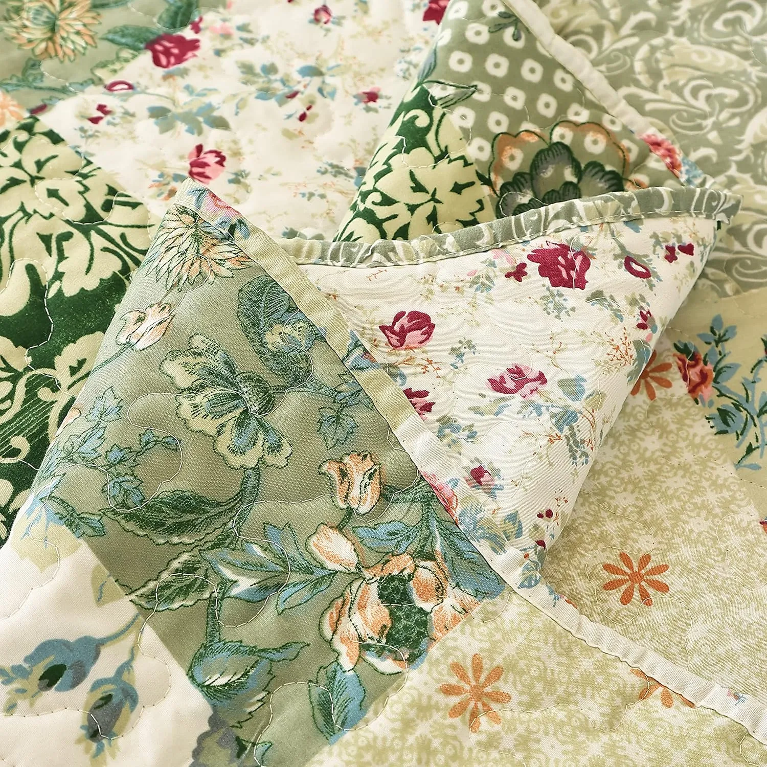 Cmfshape Summer Floral King Quilted Bedspread,Romantic Green Quilt Set King,Reversible Stitched Bedding Set All Season,Soft Lightweight Coverlet with Pillow Cases (Green&White, King102 x90)