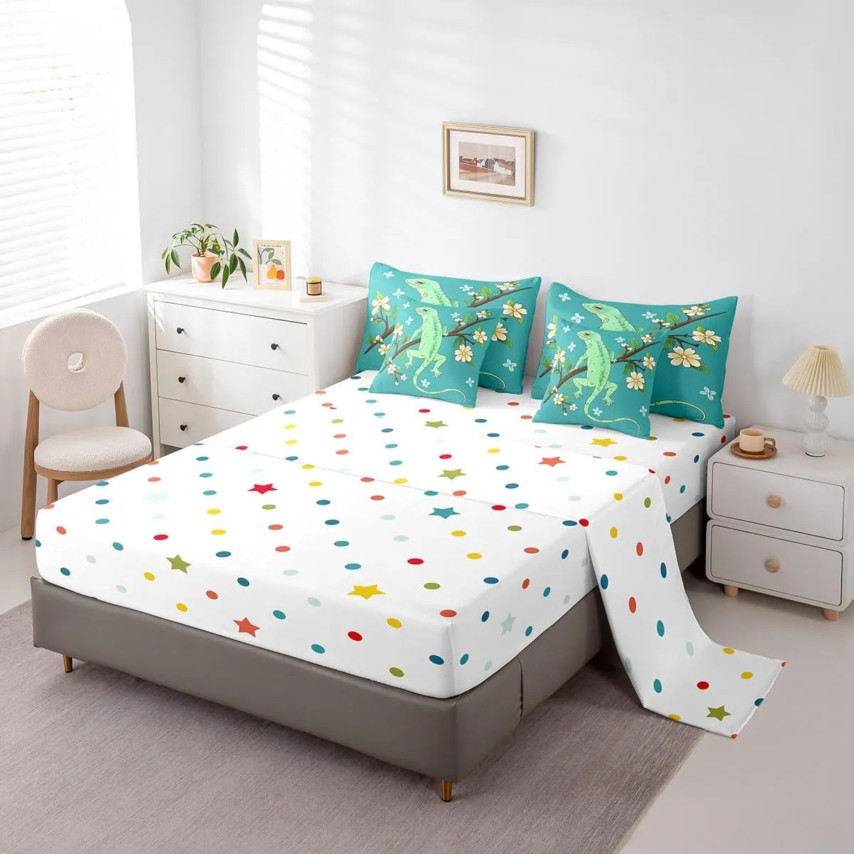 Erosebridal 7 Pcs Green Lizard Bed in A Bag,Animal Reptile Comforter Set,Beige Flower Floral Bedding Sets Queen Size,Cartoon Wildlife Quilt with Flat Fitted Sheet Brown Branches Green Leaves Decor