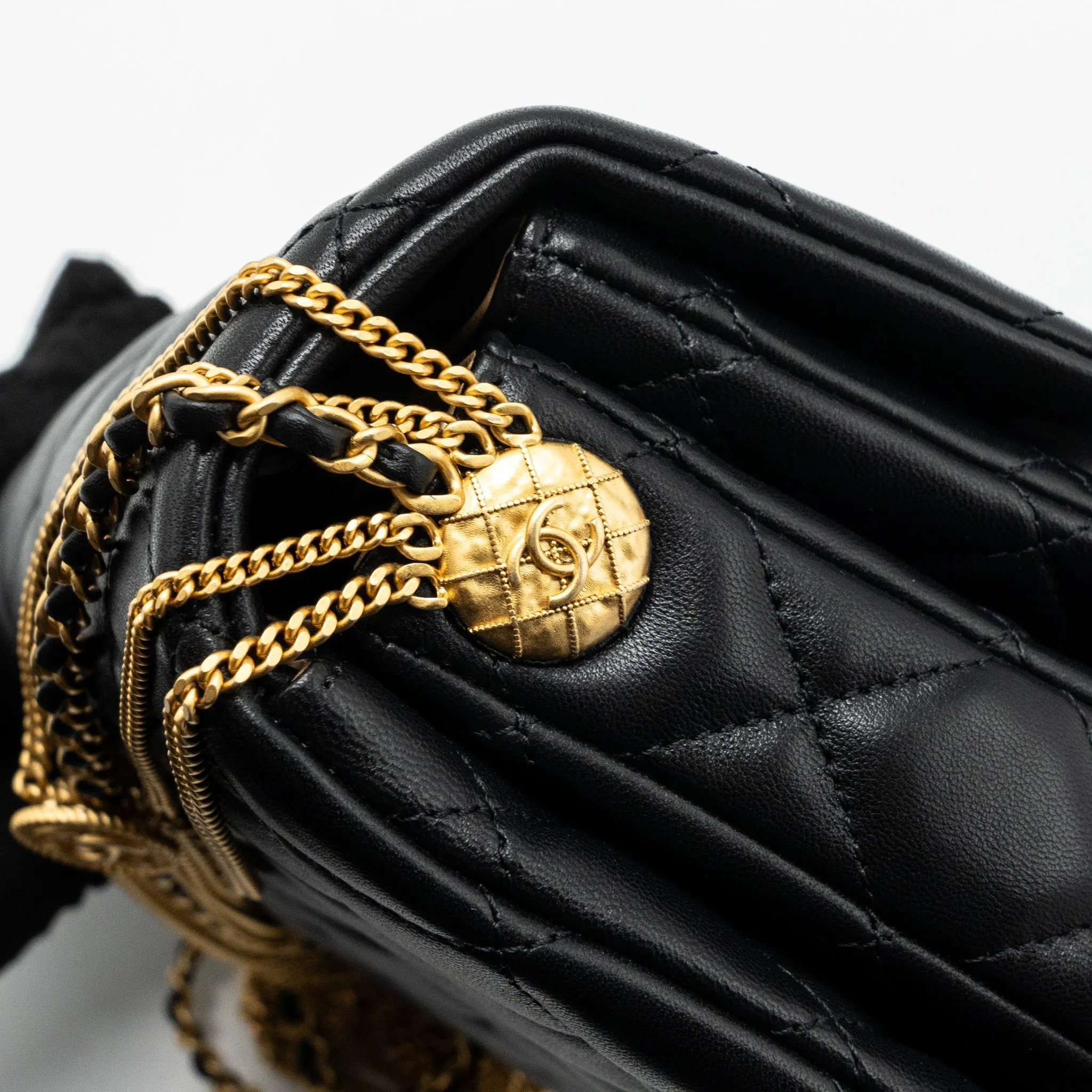 Exquisite Lambskin On Bag 22a Black (Microchip) Brushed Flap Chanel Chain Shoulder Button Optimized
