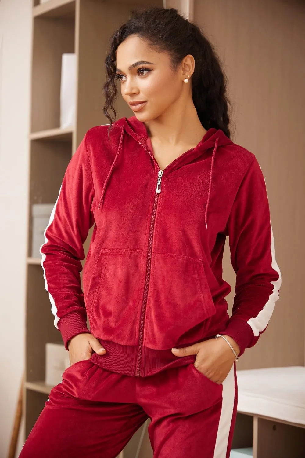Facitisu Tracksuit for Women Set 2 Piece Joggers Velour Jogging Sweat Outfits Hoodie and Sweatpants Set