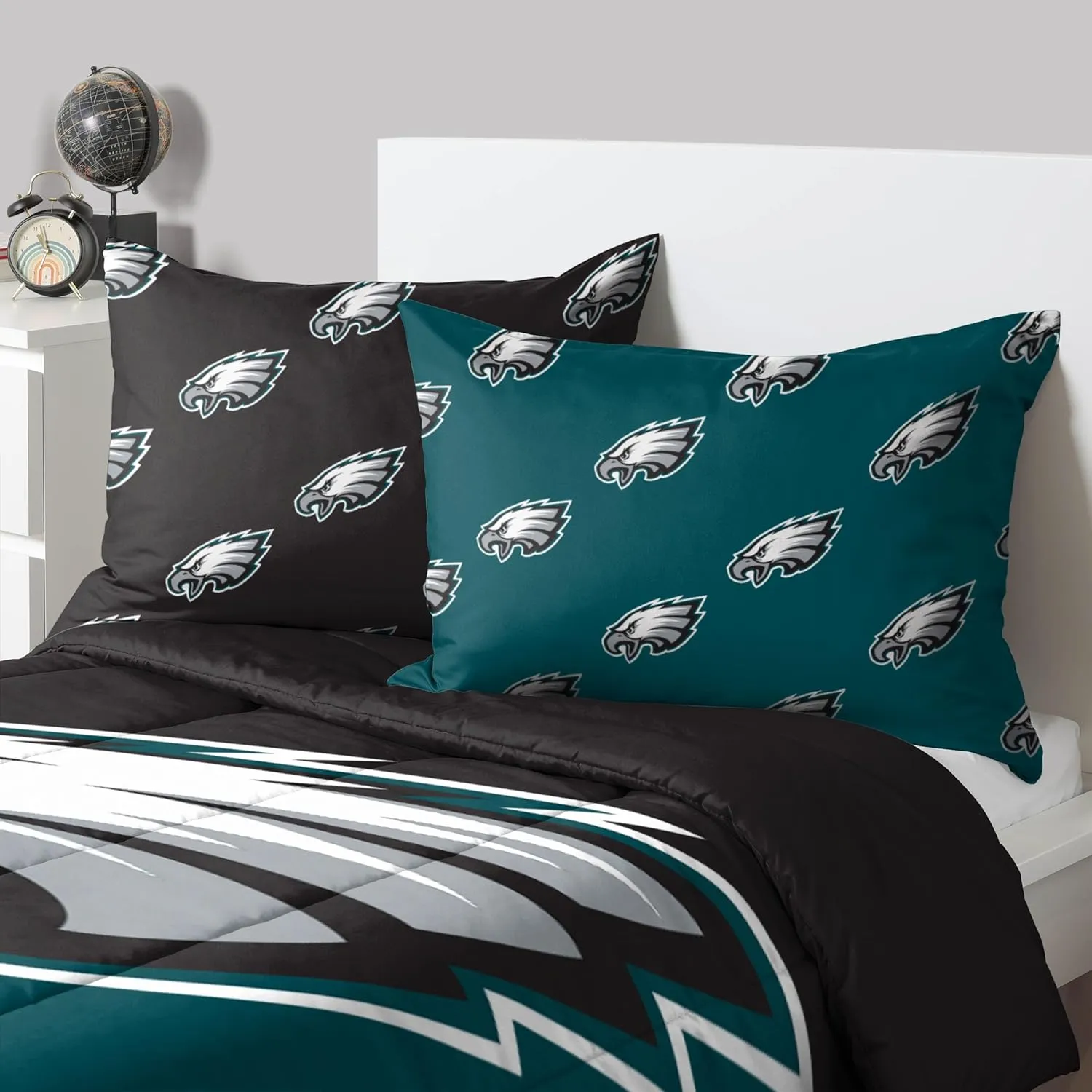 FOCO NFL Team Logo Bed in a Bag Comforter Bedding 3-Piece Set