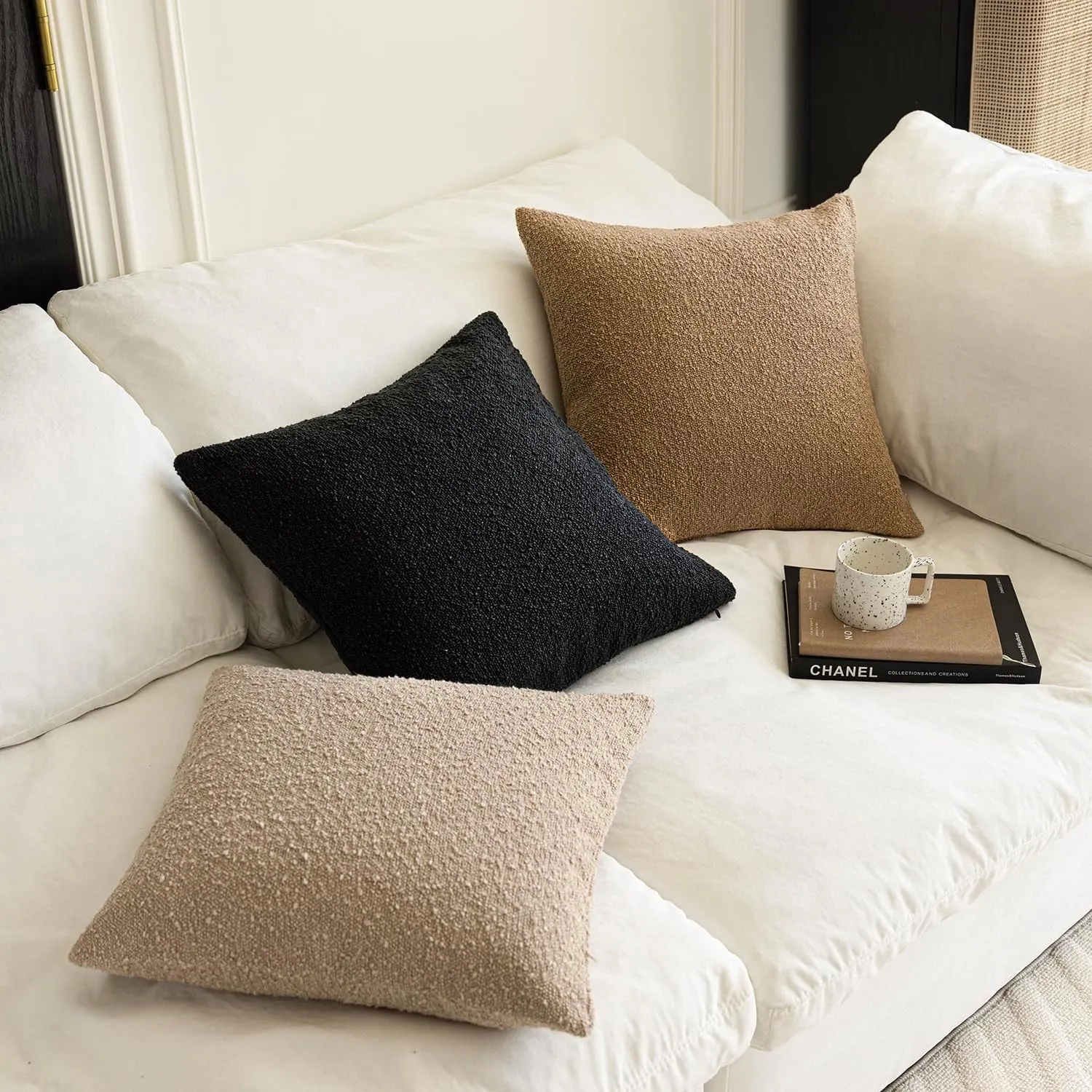 Foindtower Set of 2, Decorative Textured Boucle Throw Pillow Covers Accent Solid Pillow Cases Neutral Soft Cozy Couch Cushion Case for Chair Sofa Bedroom Living Room Home Decor 18 x 18 Inch Black