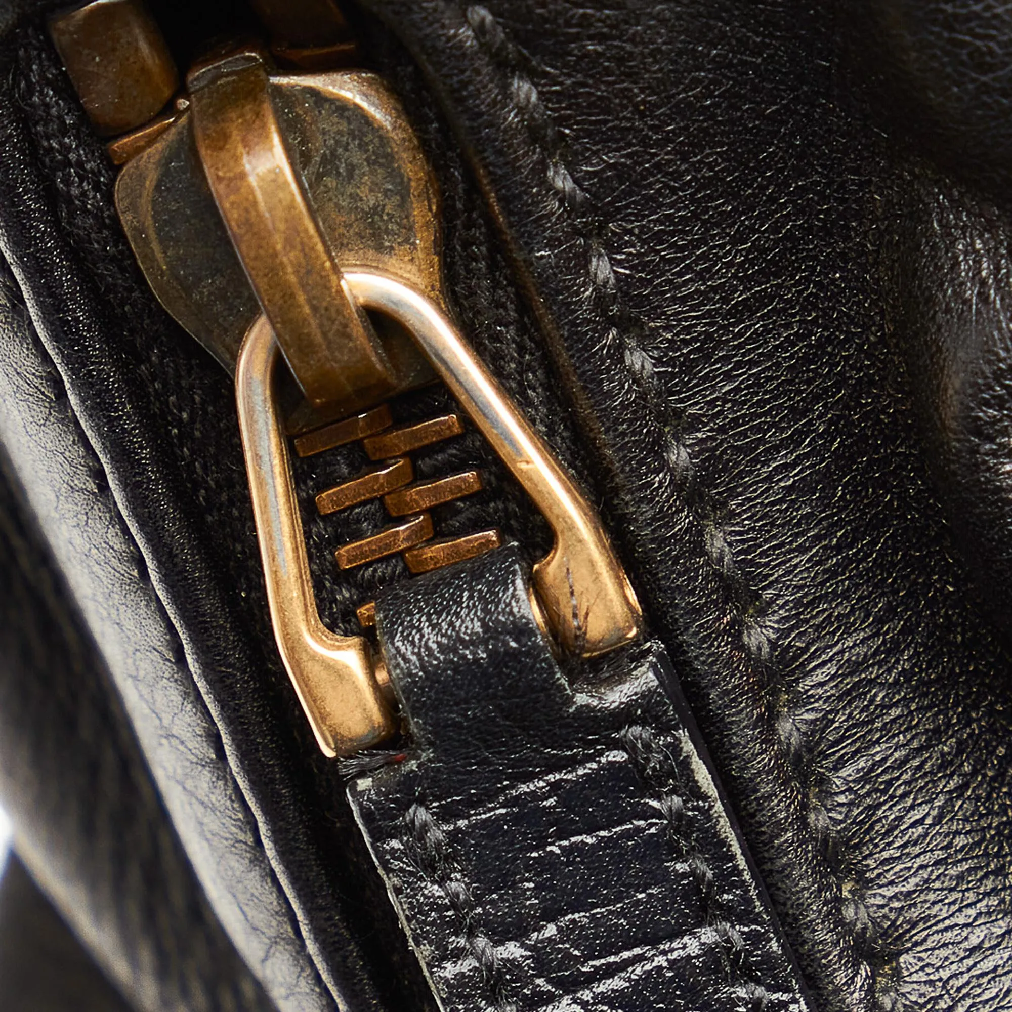 Gucci Shoulder Bag Leather Horsebit (SHG-24714) Multi-purpose Diverse collection