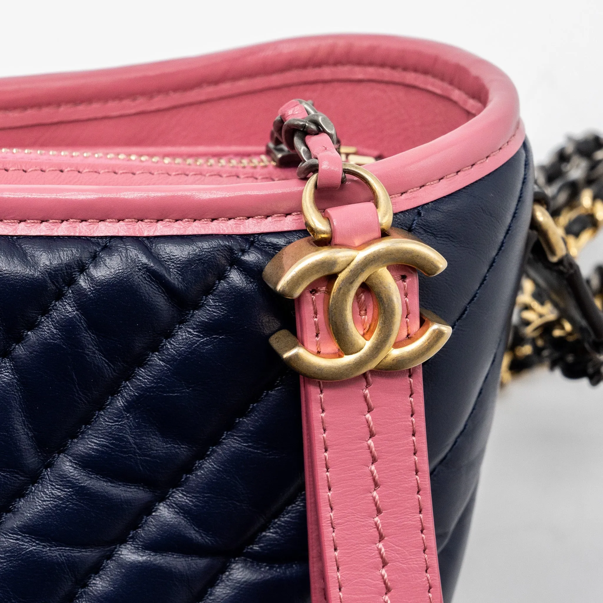 hardware large dark chevron grey hobo with blue/ dark Gabrielle bag / calfskin Ergonomic multicolor pink Chanel multicoloured Exclusive promotion