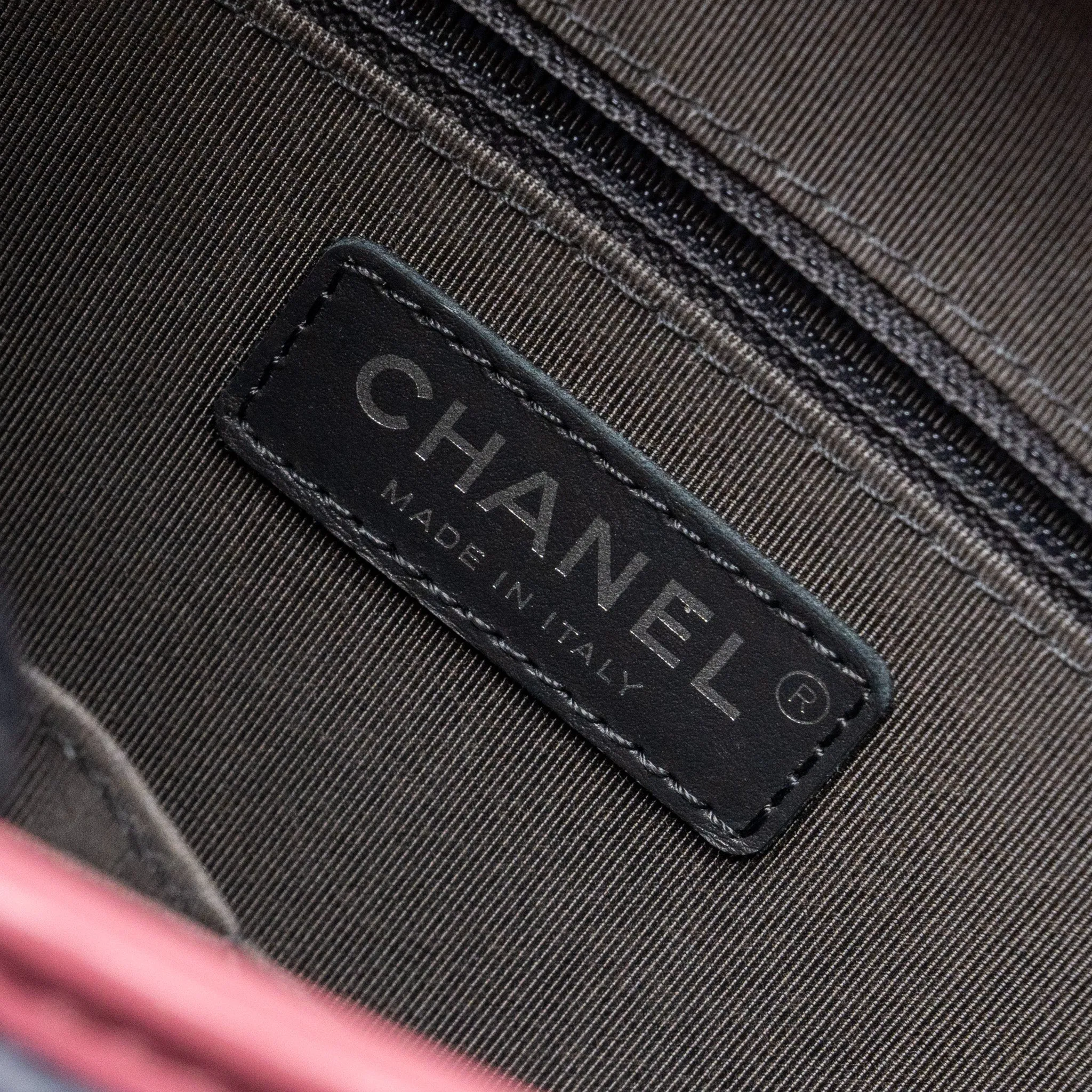 hardware large dark chevron grey hobo with blue/ dark Gabrielle bag / calfskin Ergonomic multicolor pink Chanel multicoloured Exclusive promotion