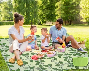 Hi Space Outdoor Picnic Blankets Waterproof Foldable Picnic Mat Sandproof Extra Large Beach Blanket for Camping Grass Lawn Park Family Concert, 80"x60", Green Leaves