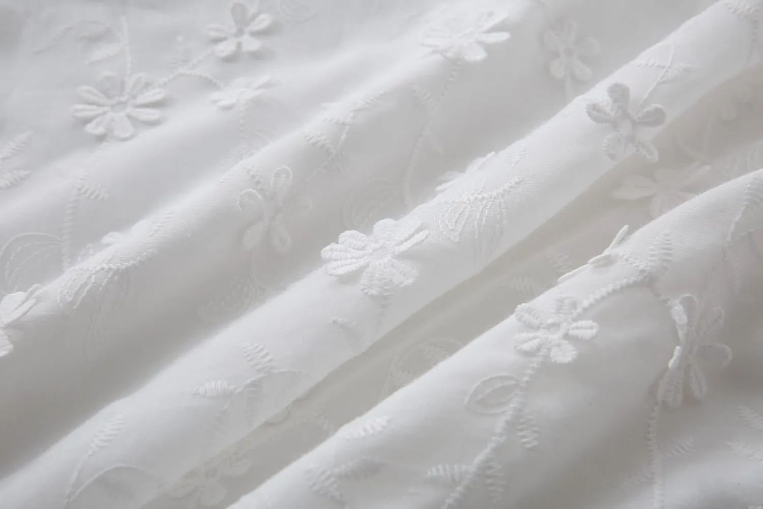 Ivory Lolita 3D Flowers Pillow Shams with Long Ruffles 100% Cotton Off White Lace Pillowcases Standard Twin Size 26"X20" 2-Pack