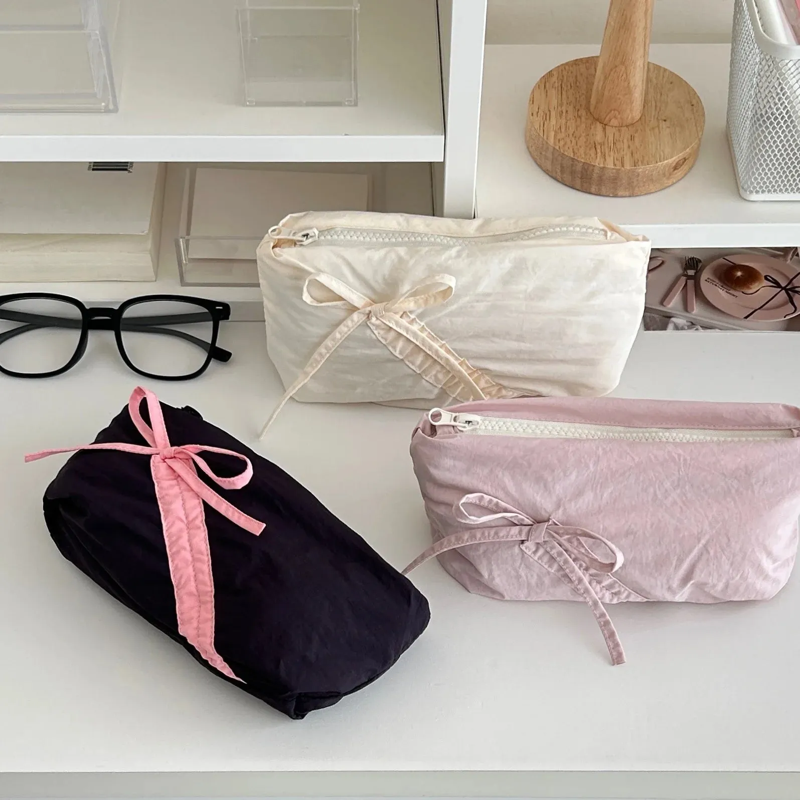 Kawaii Bowknot Pencil Pouch 🎀✨ | Large Capacity Storage Bag for Girls & Office Supplies!