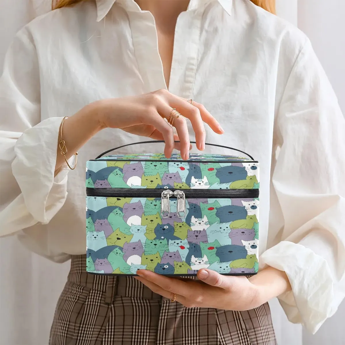 Lively Cats Makeup Bag Small Cosmetic Bag for Women Travel Makeup Case Organizer Portable Zipper Make Up Brush Bag Cute Toiletry Bag Storage Bags with Handle