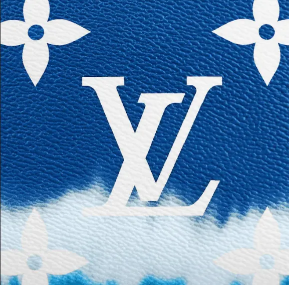 Louis Cosmetique Vuitton Seamless integration Pochette Escale Bleu Multi-device compatible