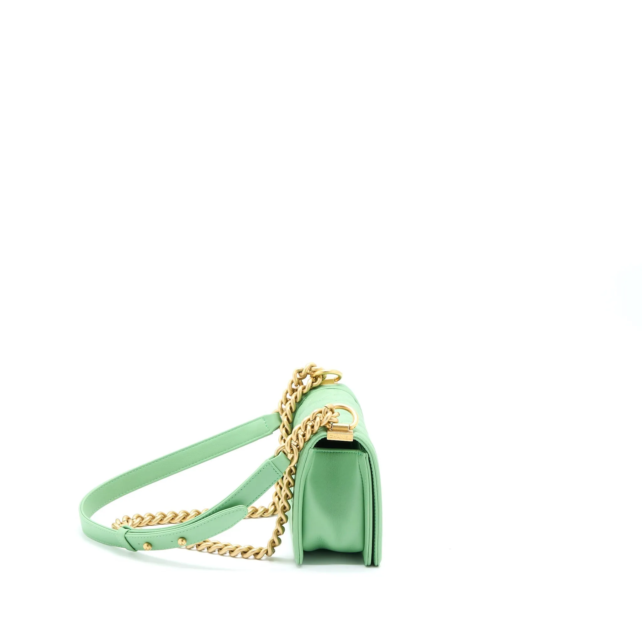 Loyal customers Boy Big-value deals Bag Chanel Calfskin Green Small