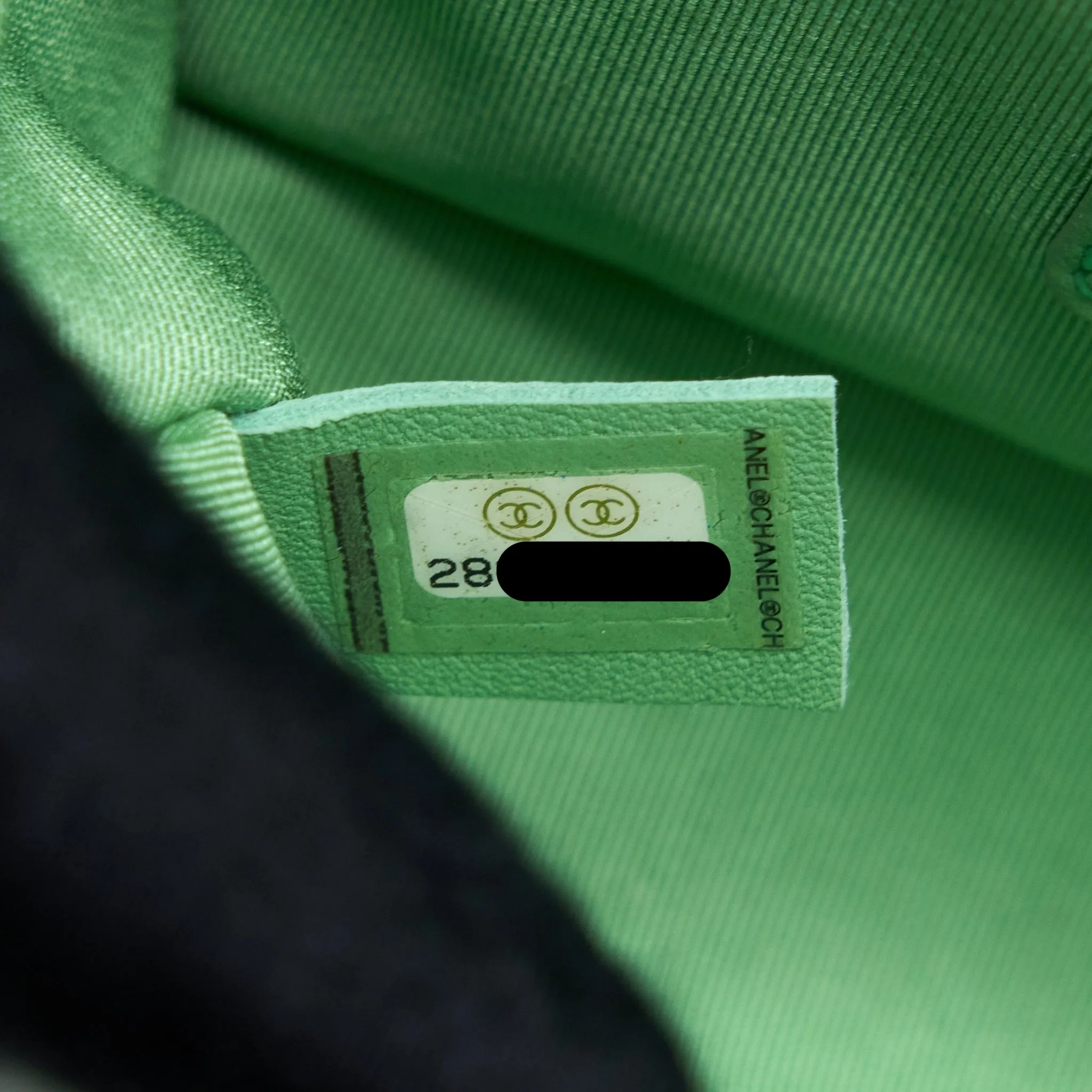 Loyal customers Boy Big-value deals Bag Chanel Calfskin Green Small