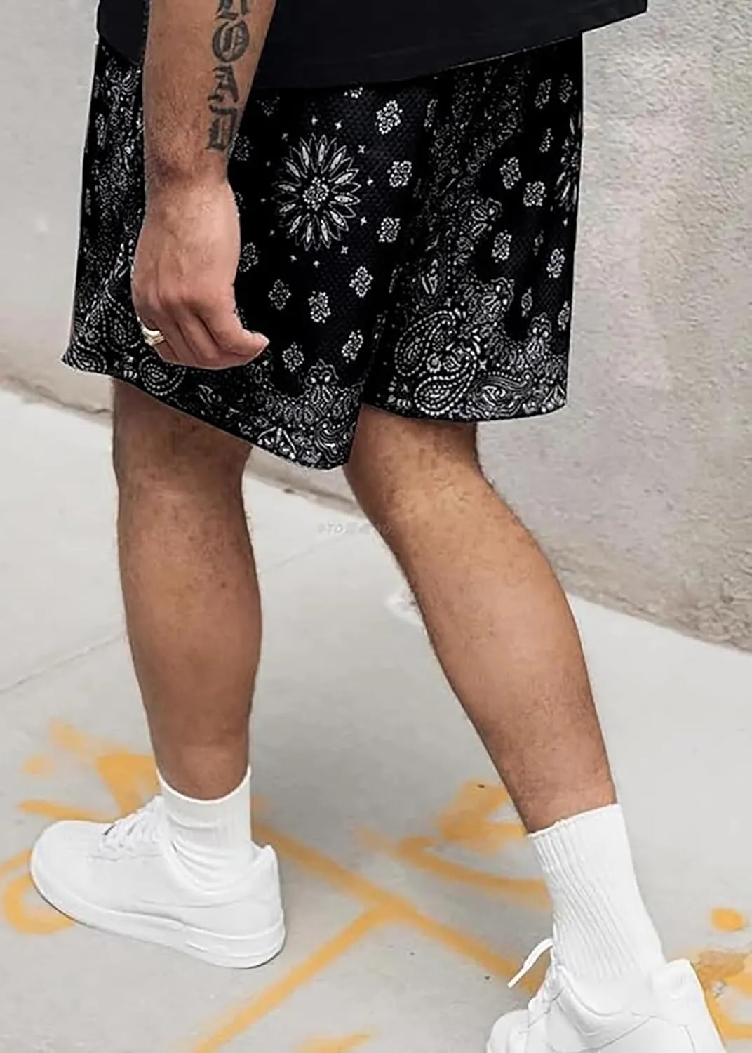MECH-ENG Men's Paisley Shorts Graphic Print Casual Bandana Retro Lightweight Running Boxing Mesh Boho Shorts