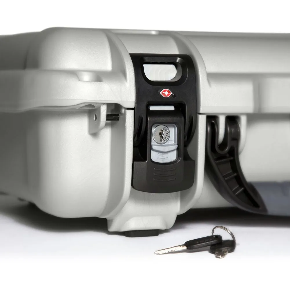 NANUK 923 with Laptop Kit - Silver
