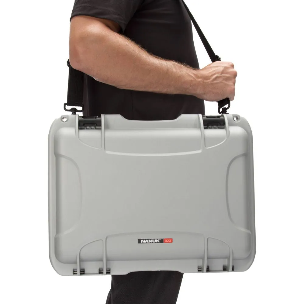 NANUK 923 with Laptop Kit - Silver