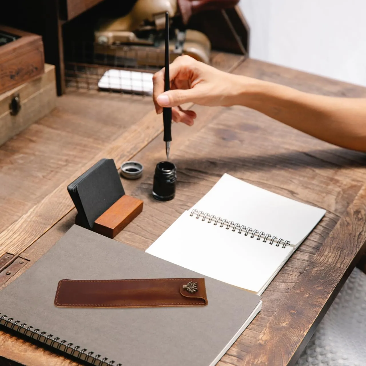 NUOBESTY Leather Pen Pouch Single Pen Case Holder Fountain Pen Pouch Soft Pen Sleeve Cover Pen Case Desk Supplies (Brown)