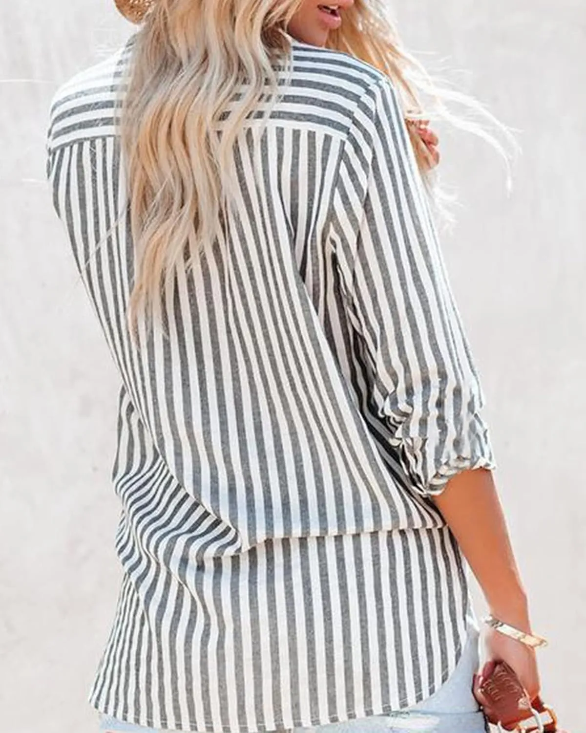 OMSJ Women's Striped Button Down Shirts Casual Long Sleeve Stylish V Neck Blouses Tops with Pockets