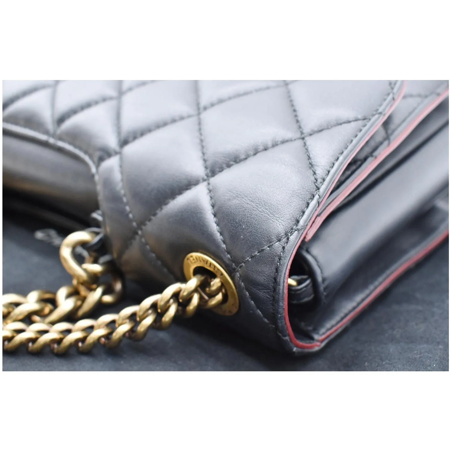 Perfect Shoulder Edge Express delivery Door-to-door Quilted Leather Large CHANEL Bag Black