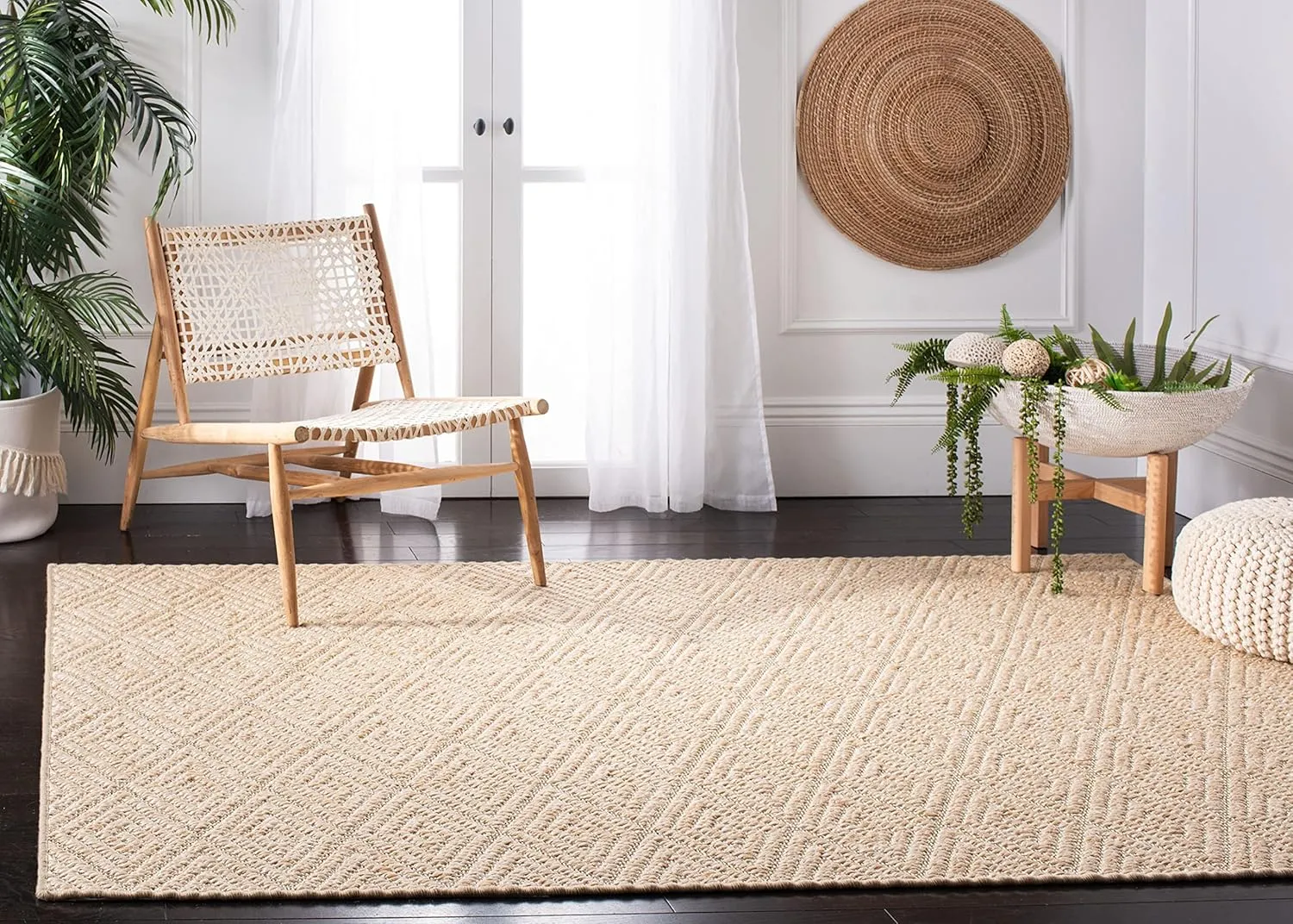 SAFAVIEH Palm Beach Collection Area Rug - 8' x 10', Beige & Beige, Sisal Design, Non-Shedding & Easy Care, Ideal for High Traffic Areas in Living Room, Bedroom (PAB360A)