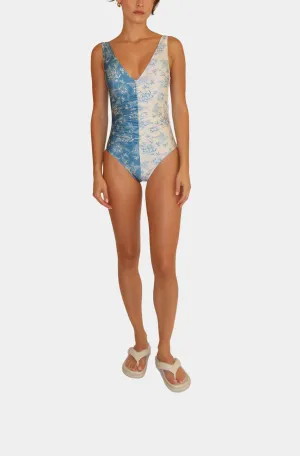 The Lucia One Piece