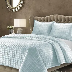 Tribeca Living Velvet Queen Quilt Set, Three-Piece Box Stitch Bedding Set Includes One Oversized Quilt & Two Sham Pillowcases, 260GSM Super Soft Velvet, Florence/Haze Blue