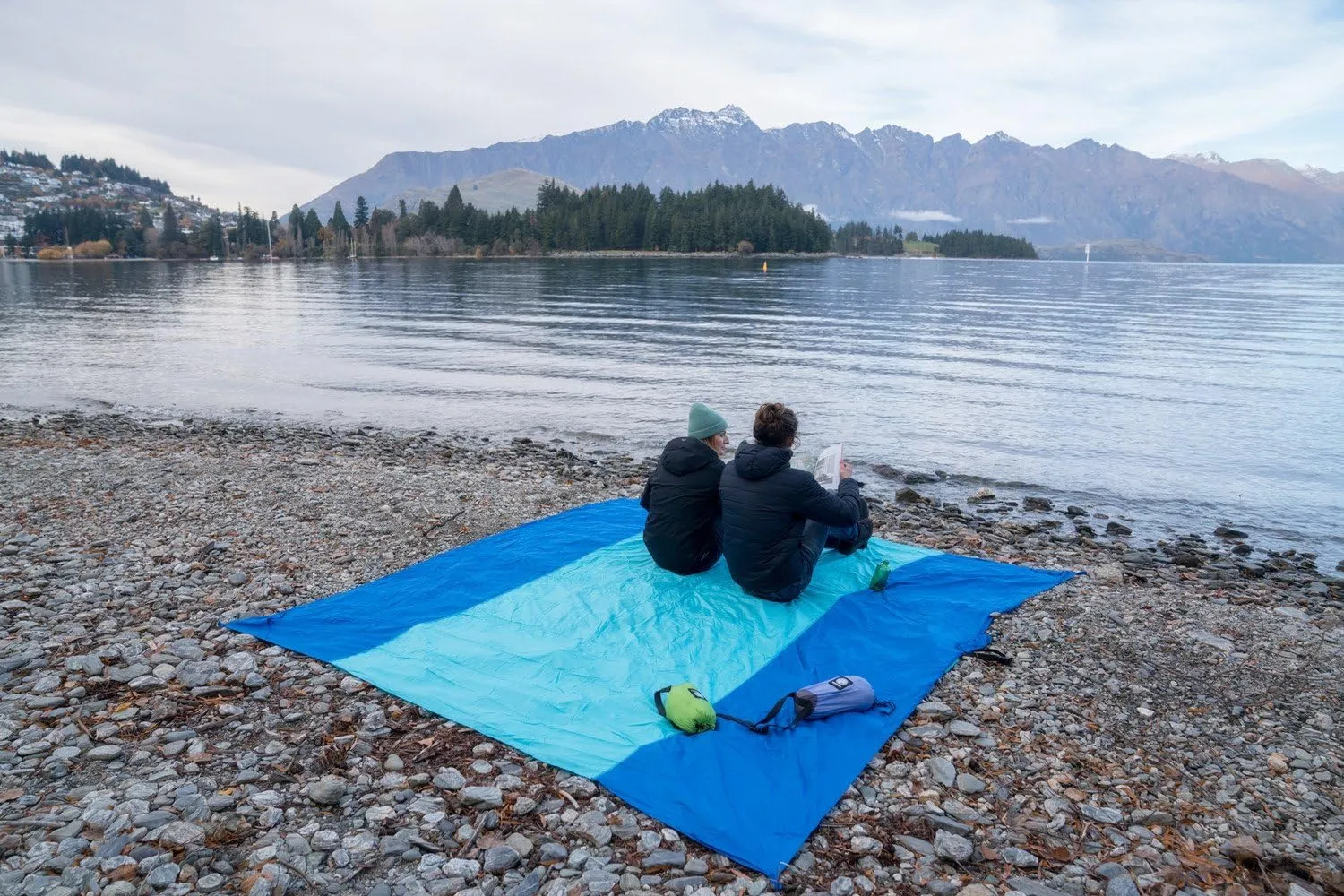WEKAPO Beach Blanket Sandproof Waterproof, Extra Large Beach Mat, Oversized & Compact Sand Free Mat Quick Drying, Lightweight & Durable with 6 Stakes & 4 Corner Pockets