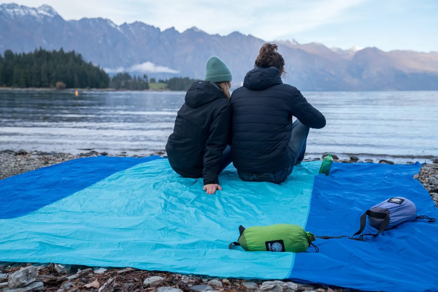 WEKAPO Beach Blanket Sandproof Waterproof, Extra Large Beach Mat, Oversized & Compact Sand Free Mat Quick Drying, Lightweight & Durable with 6 Stakes & 4 Corner Pockets