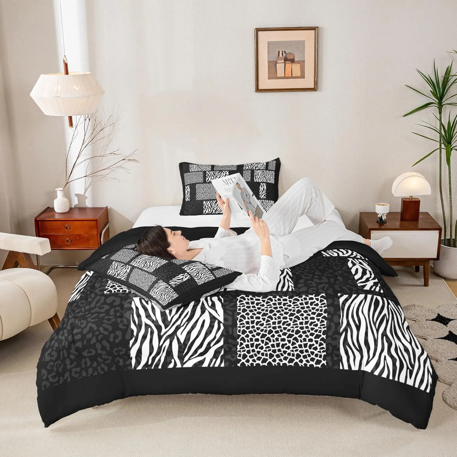 Wildlife Animal Fur Print Comforter Set,Black White Patchwork Texture Bedding Adults Bedroom Decor,Leopard Cheetah Zebra Skin Ultra Soft Inner Fill 3Pcs Bedding Set Queen Size,Modern Simple Style
