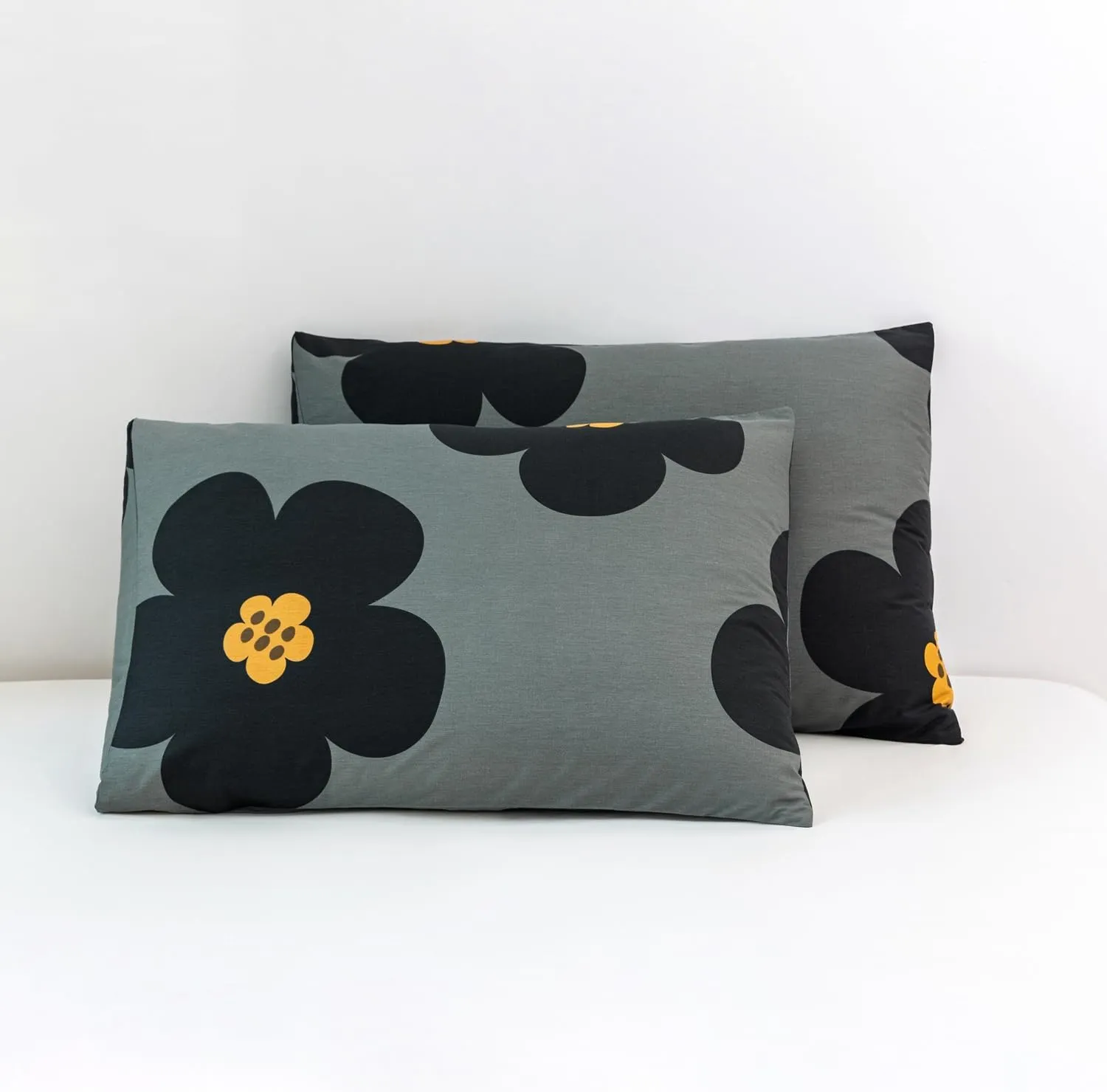 YuHeGuoJi Black Floral Pillowcases Set of 2 Queen 100% Cotton Gray Flower Pillow Cases Envelope Closure Plant Print Pillow Covers Decorative Botanical Pattern Pillow Protector 2 Pack 20x26 Inch